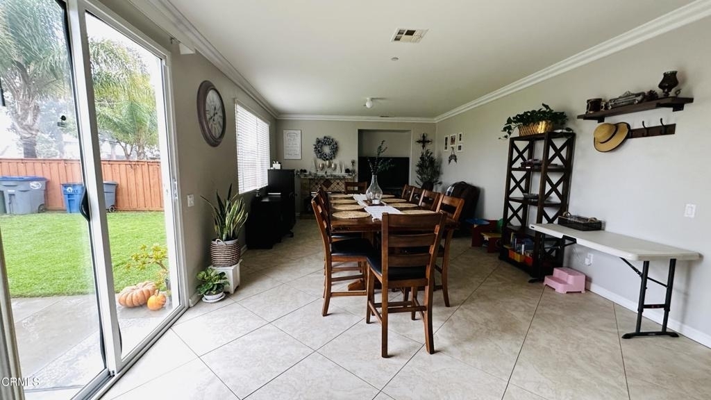 350 Huerta Street - Photo 3