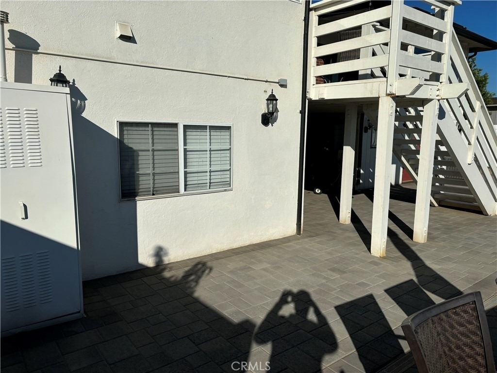 2126 Grandview - Photo 12