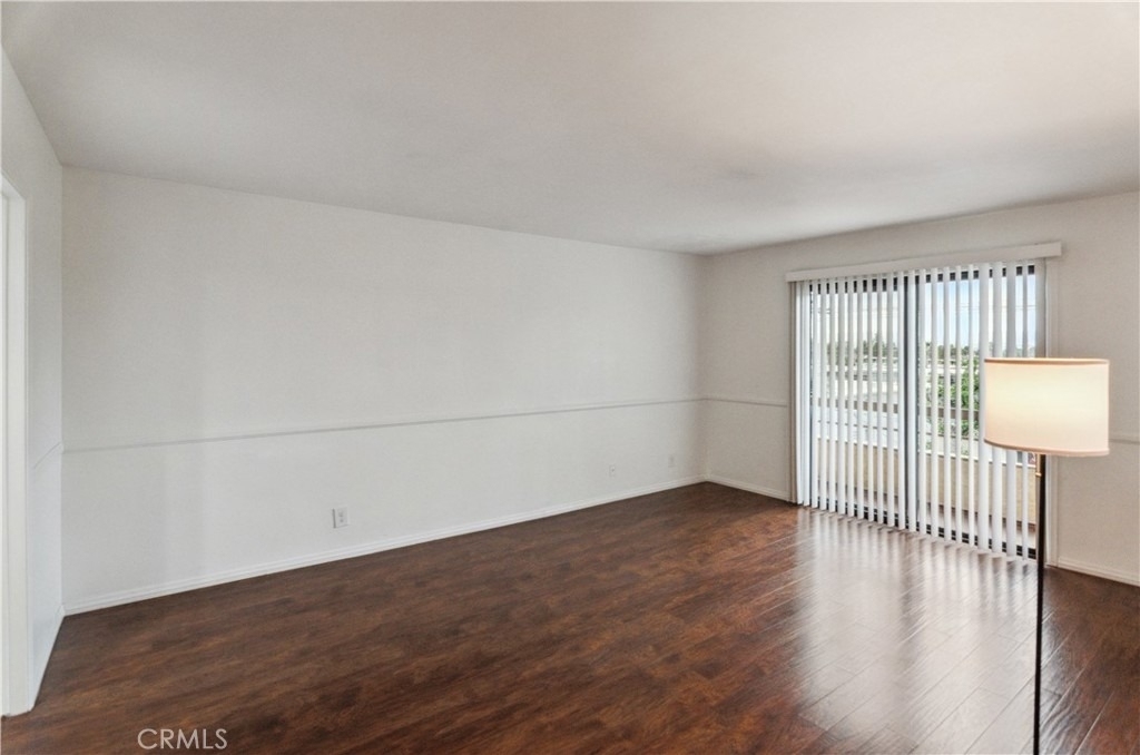8710 Independence Avenue - Photo 11