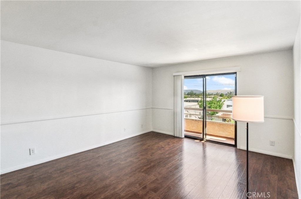 8710 Independence Avenue - Photo 16