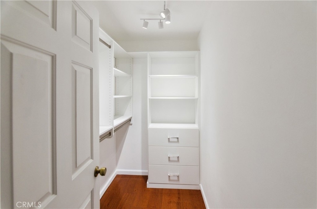 8710 Independence Avenue - Photo 13