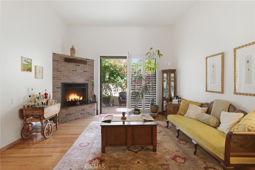 6225 Shoup Avenue - Photo 2
