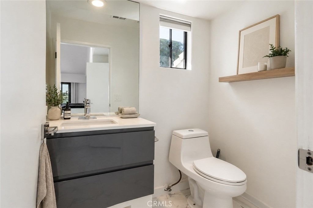 5226 Medina Road - Photo 6