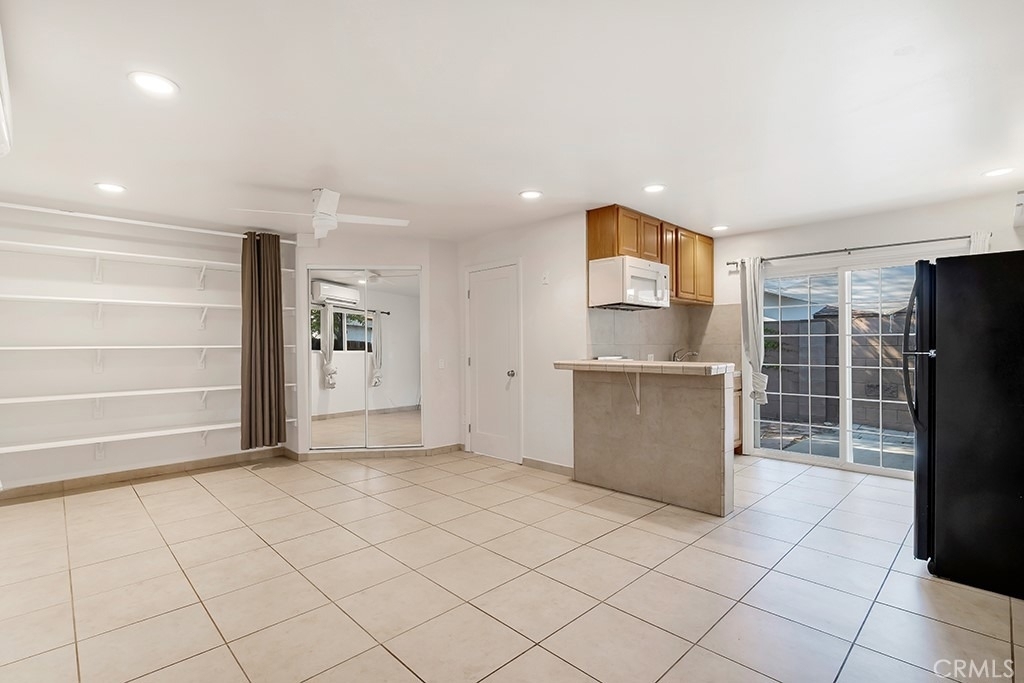 23101 Lanark Street - Photo 1