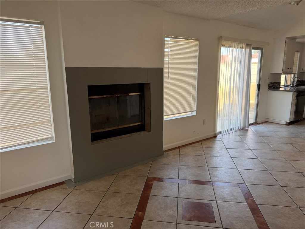1715 Boysenberry Way - Photo 4
