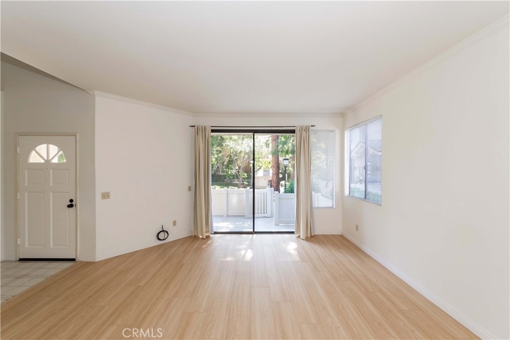 2577 Plaza Del Amo - Photo 2