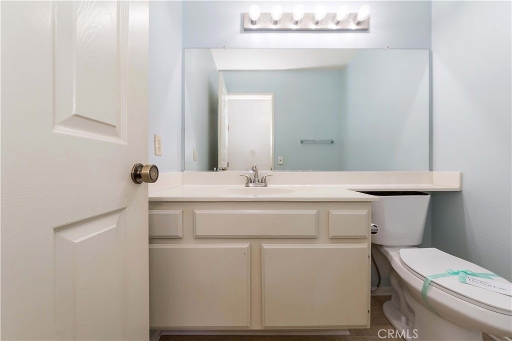 2577 Plaza Del Amo - Photo 7