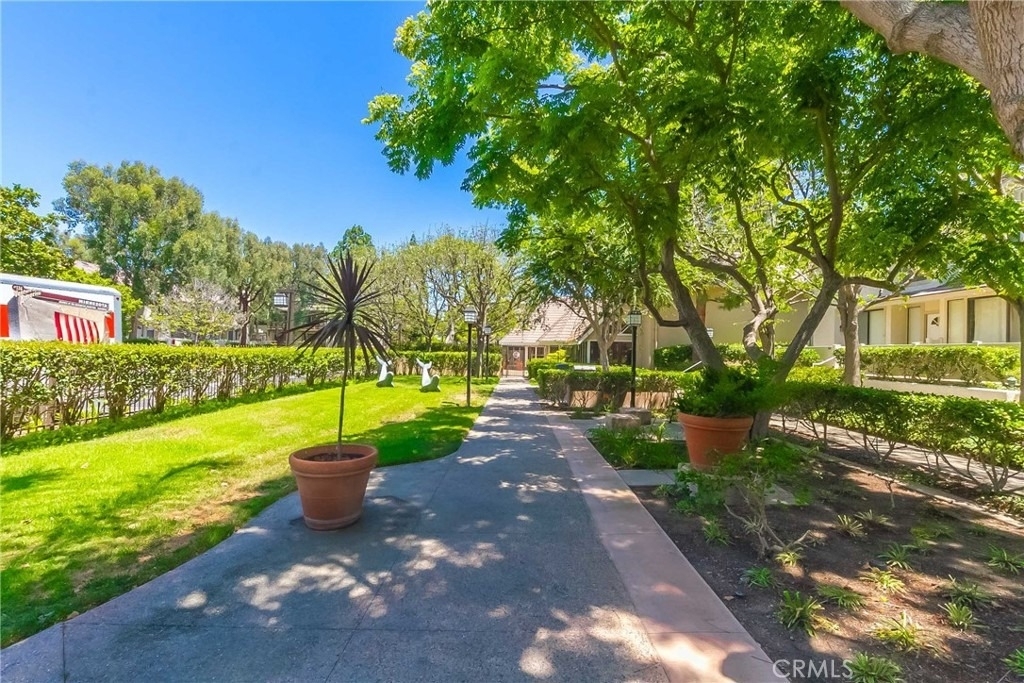 2577 Plaza Del Amo - Photo 52
