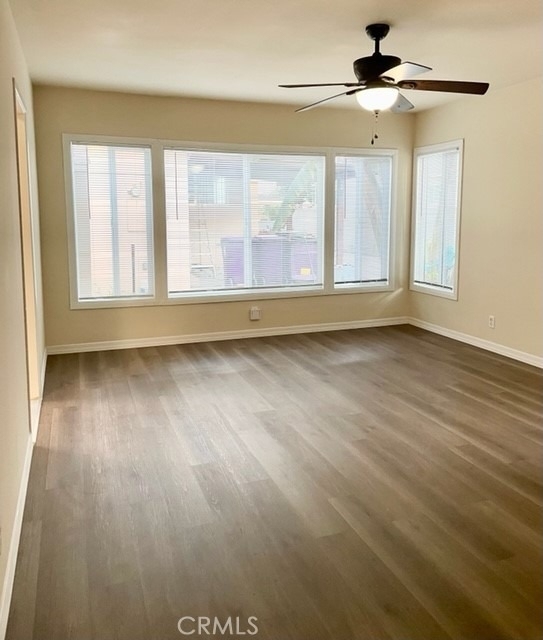 3313 Adriatic Avenue - Photo 2