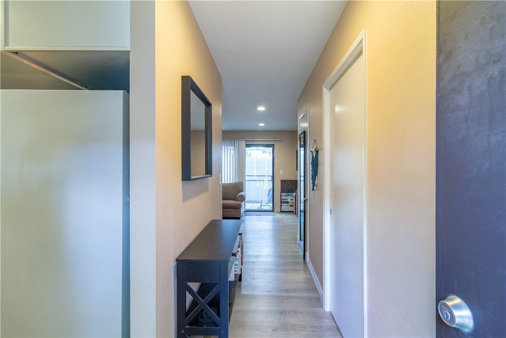 628 E Birch - Photo 4
