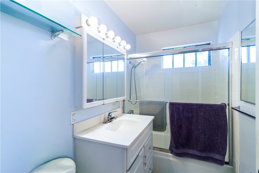 628 E Birch - Photo 6