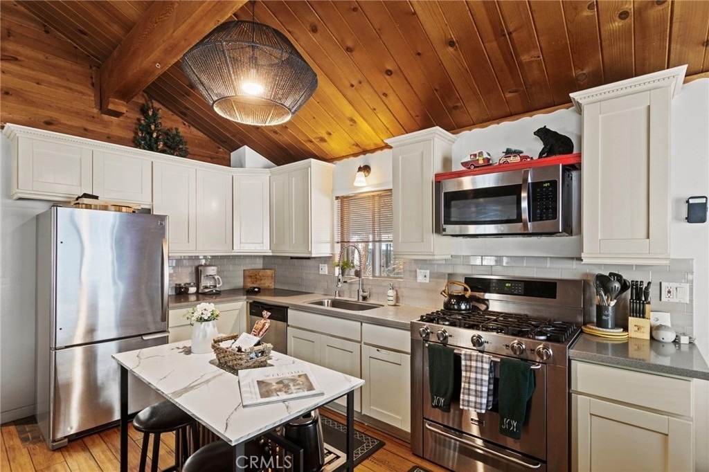 1029 W Aeroplane - Photo 6