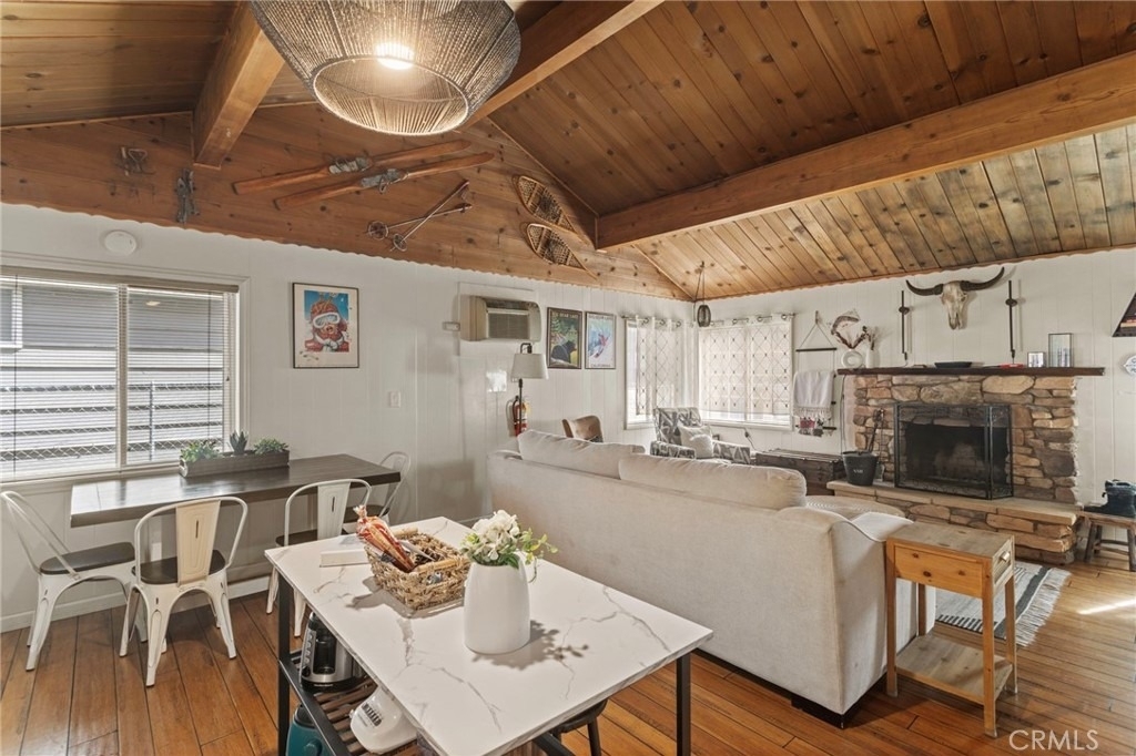 1029 W Aeroplane - Photo 2