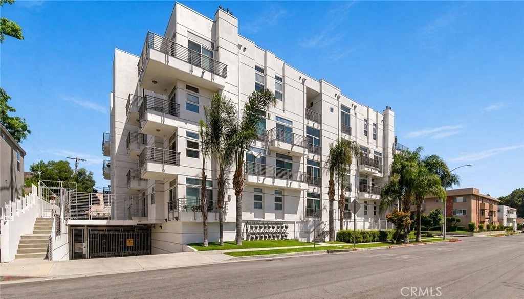 401 N Serrano - Photo 26