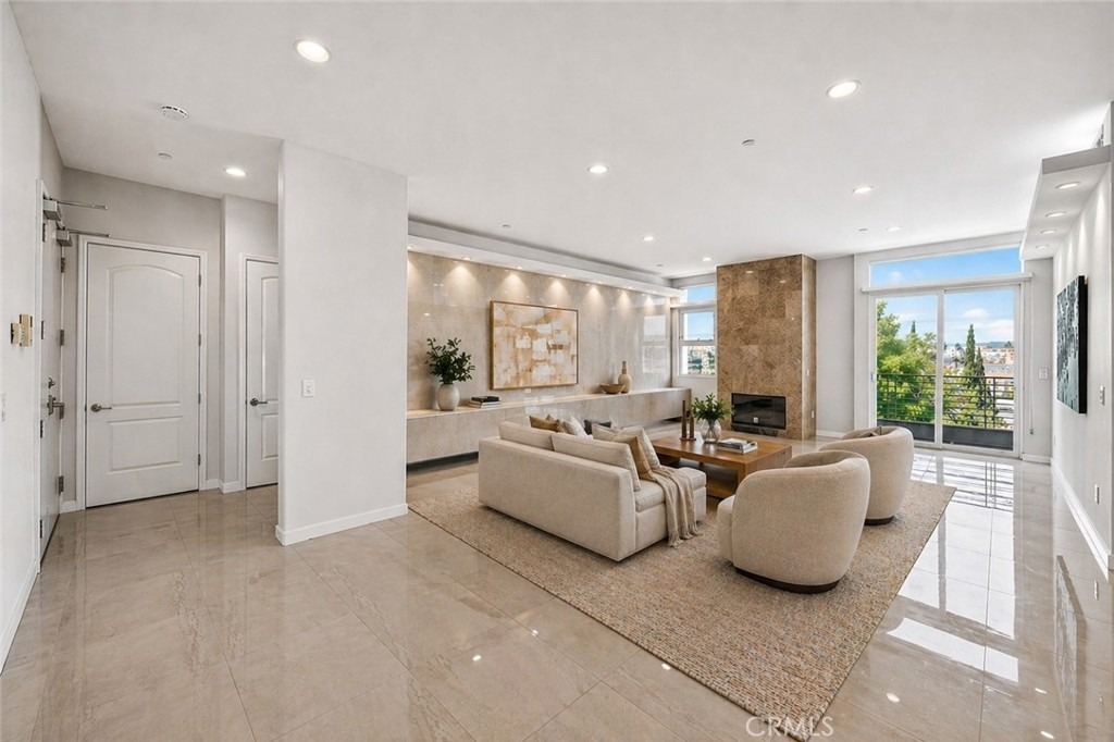 401 N Serrano - Photo 6