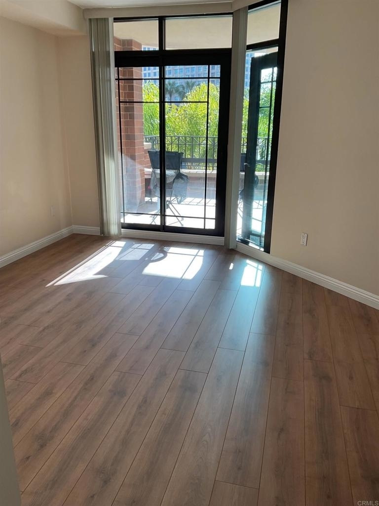 500 W Harbor Drive W - Photo 8