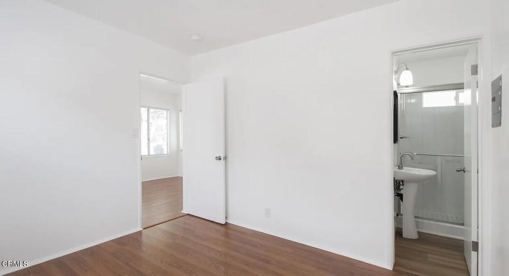 230 N Hollywood Way N - Photo 5