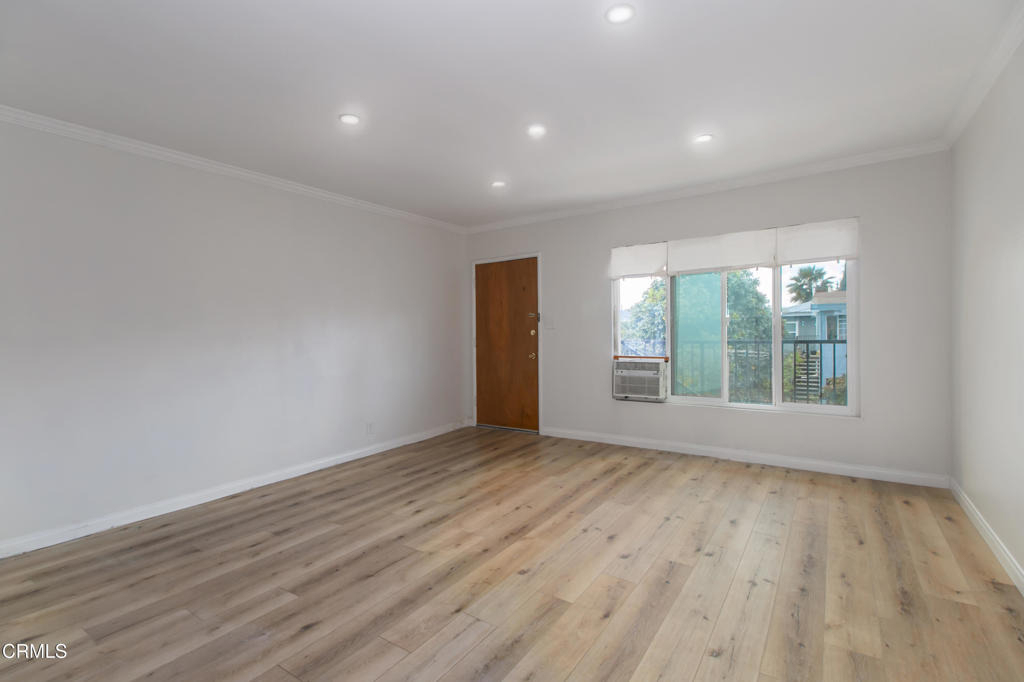 1736 Normandie Avenue - Photo 0