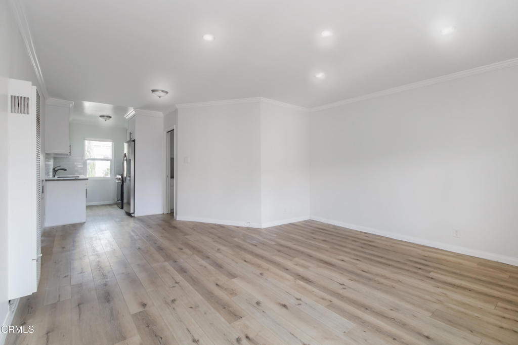 1736 Normandie Avenue - Photo 1