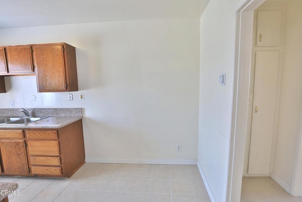 124 S Olive Avenue - Photo 5
