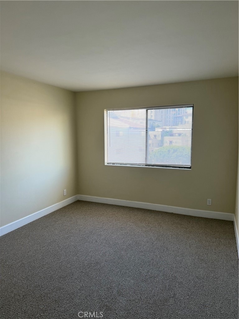 10982 Roebling Avenue - Photo 5