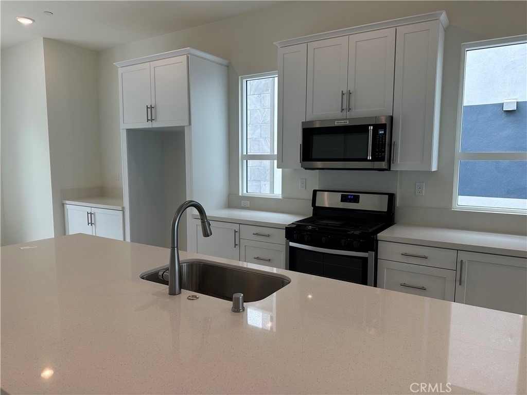 2182 Skylar - Photo 8