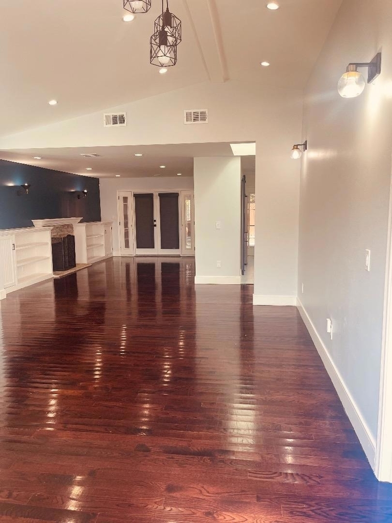 3495 Meridian Avenue - Photo 2