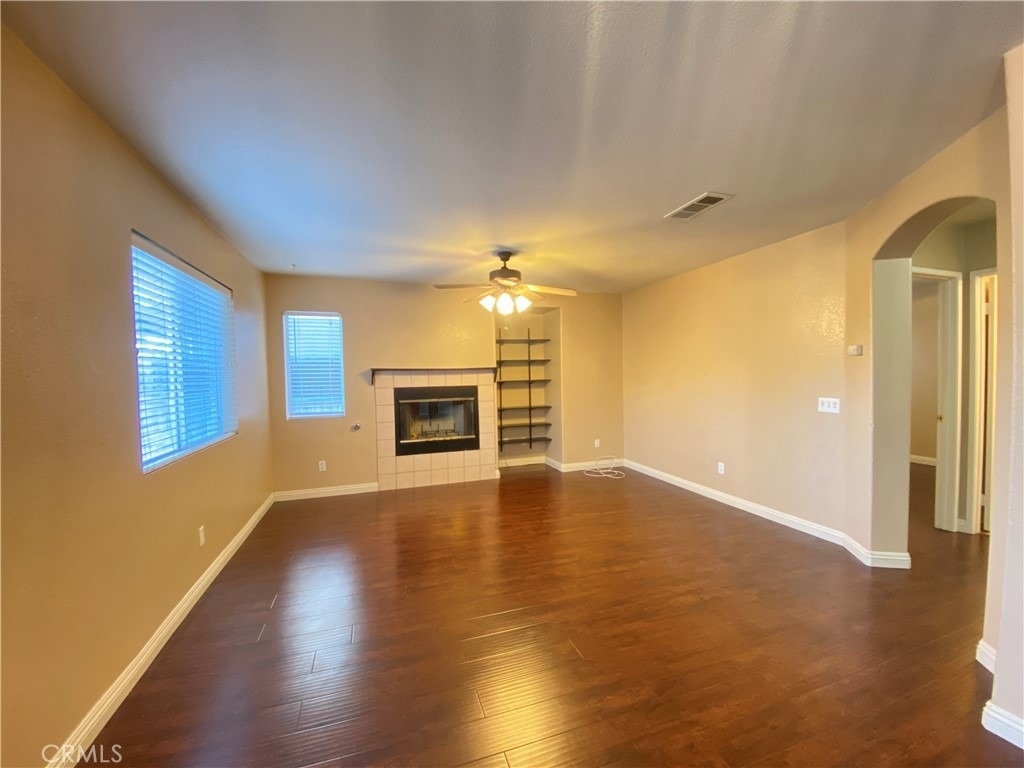 708 Hillview Street - Photo 8