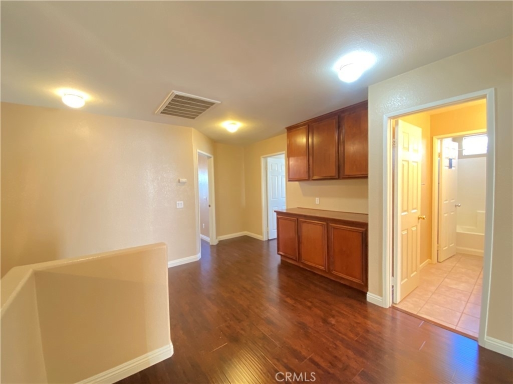 708 Hillview Street - Photo 16