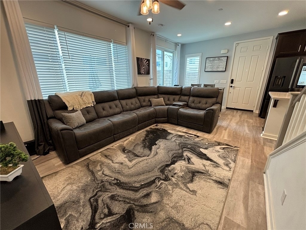 3827 Grant Street - Photo 3