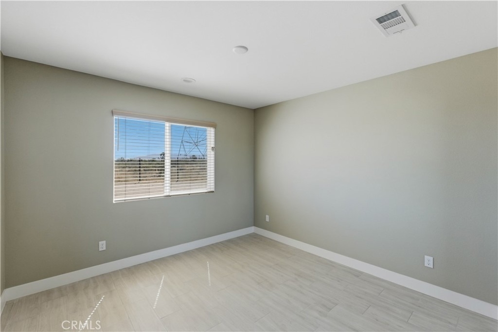 12415 Sycamore Street - Photo 17