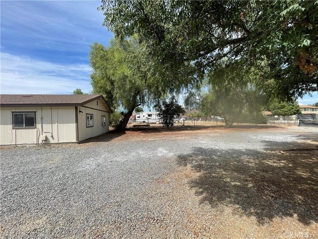 16395 A Broadway - Photo 1