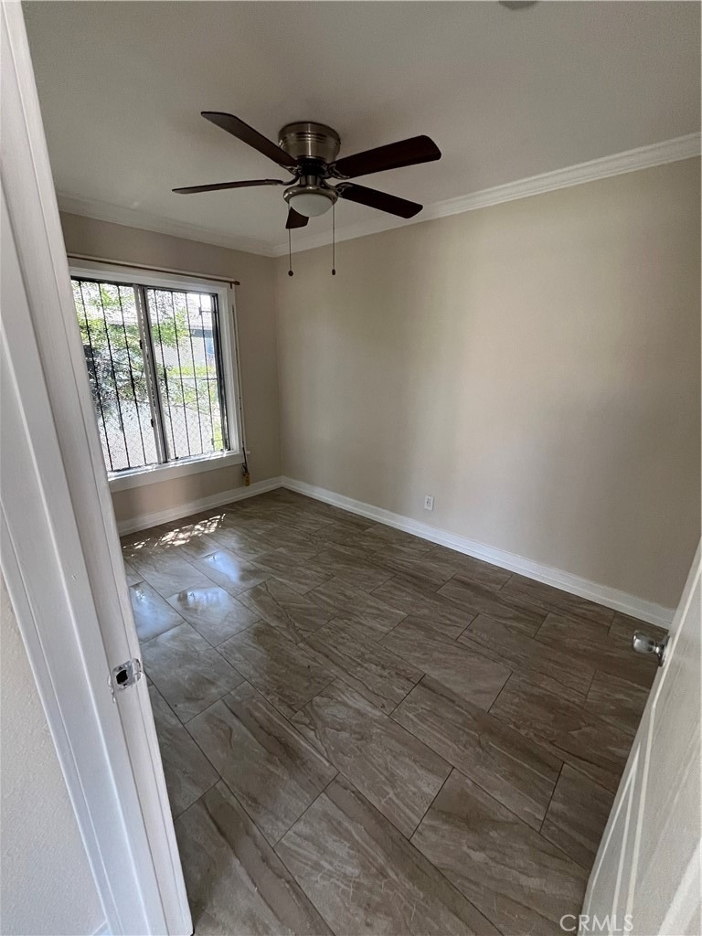 5216 S Budlong - Photo 24