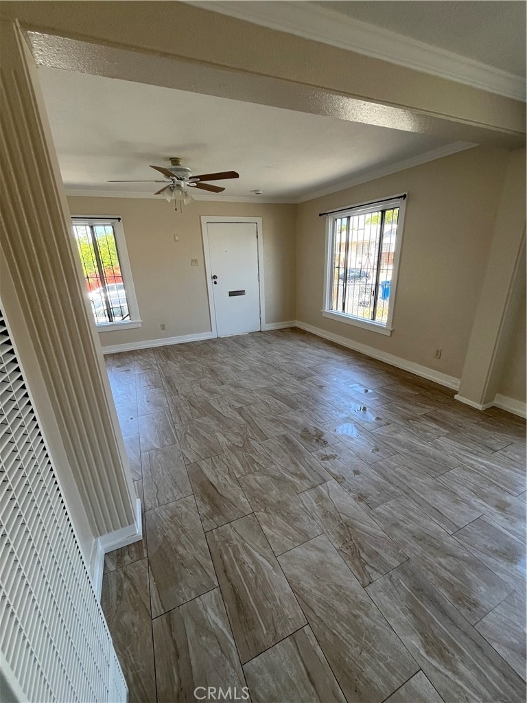 5216 S Budlong - Photo 9
