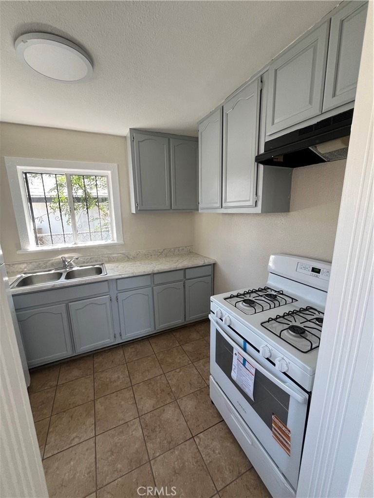5216 S Budlong - Photo 30
