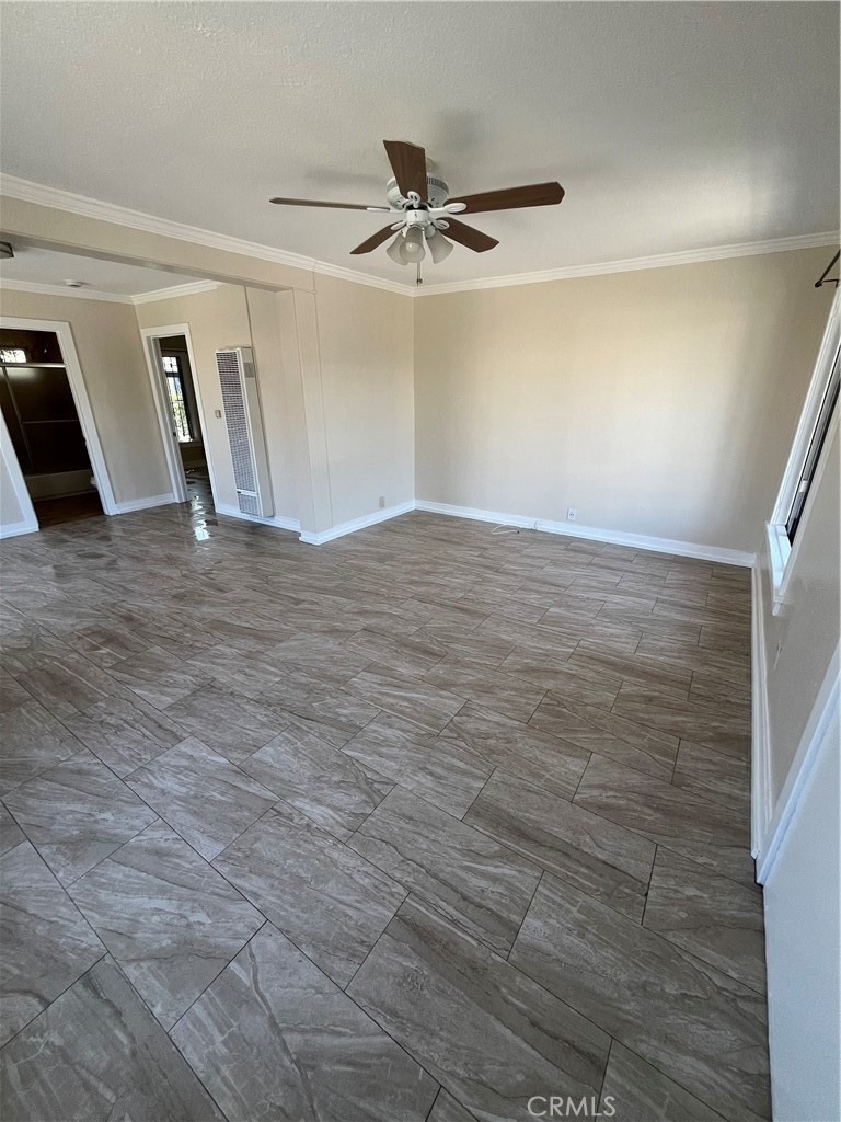 5216 S Budlong - Photo 18