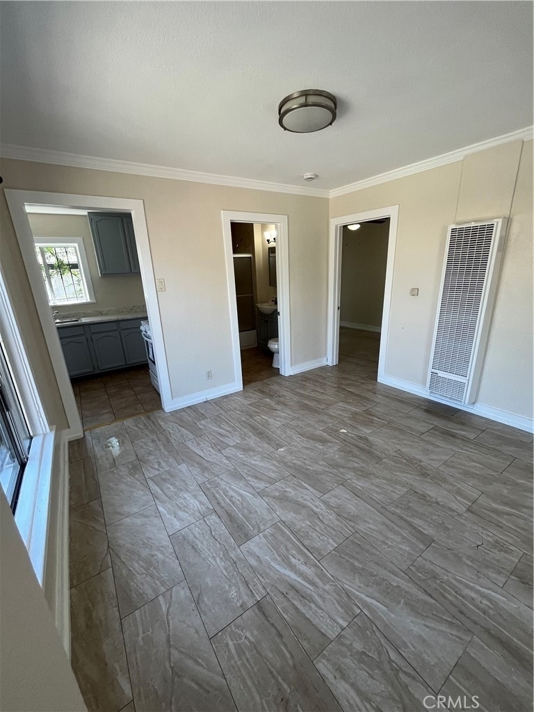 5216 S Budlong - Photo 12