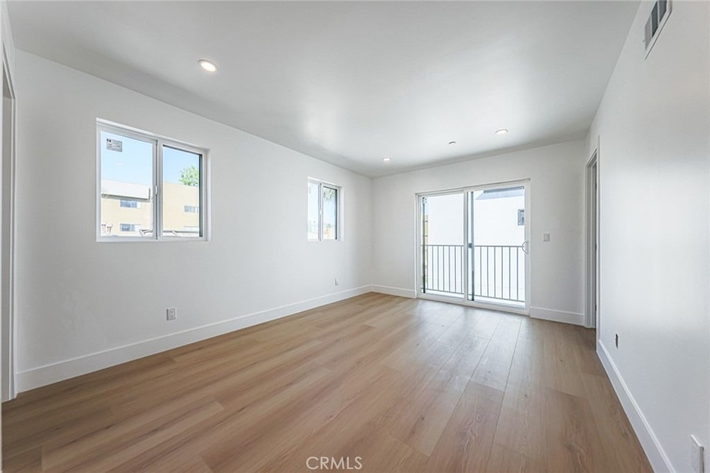1239 N Orange Drive - Photo 30