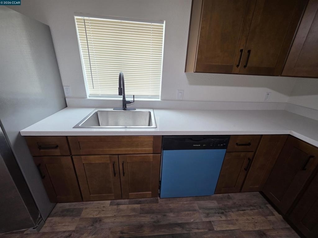 139 Ambrose Ave Unit A - Photo 8