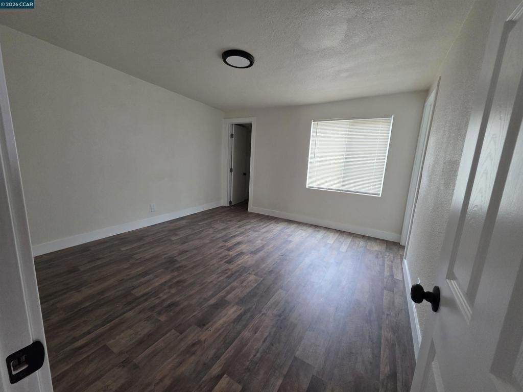 139 Ambrose Ave Unit A - Photo 2