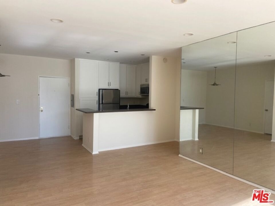 23901 Civic Center Way - Photo 9