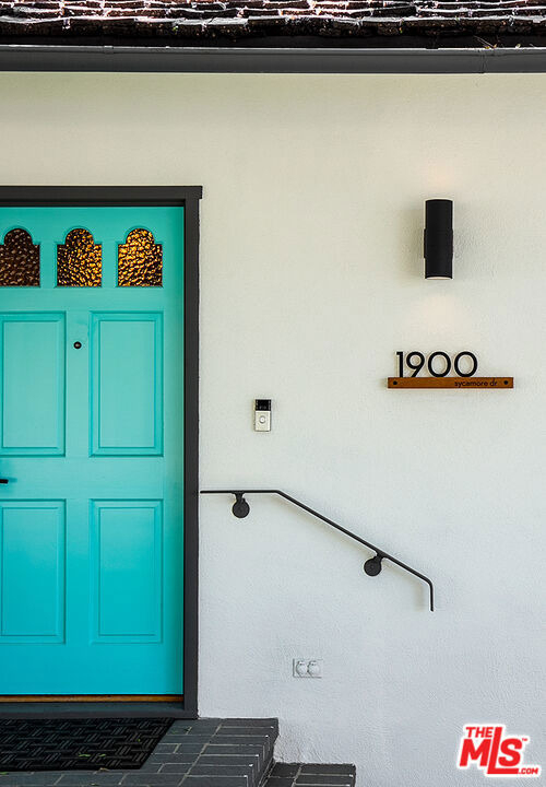 1900 Sycamore Drive - Photo 1
