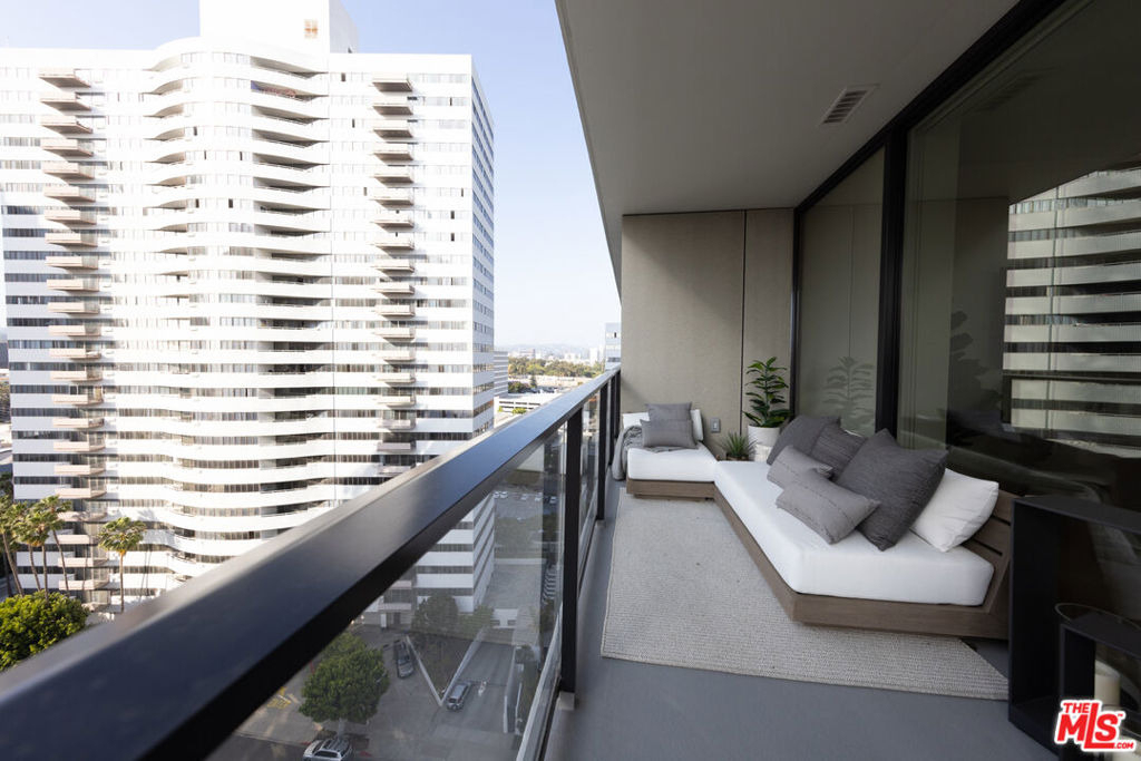 11750 Wilshire Boulevard - Photo 12