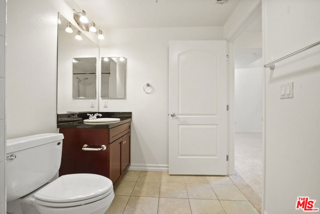 629 Traction Avenue - Photo 50