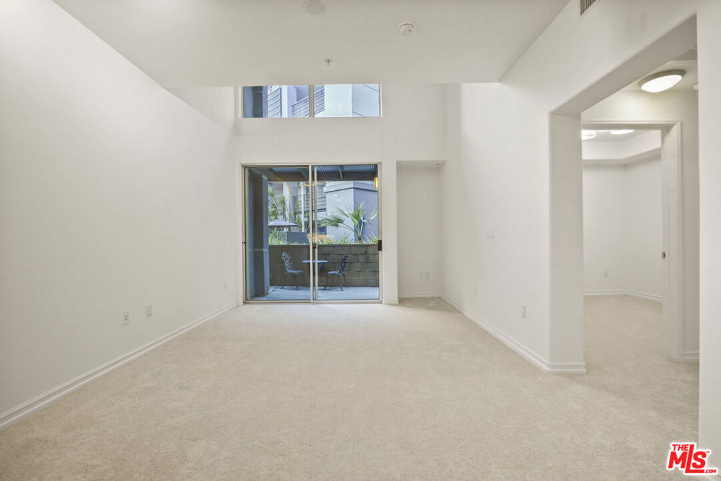 629 Traction Avenue - Photo 45