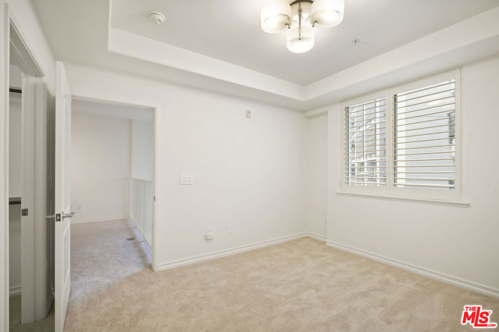 629 Traction Avenue - Photo 21
