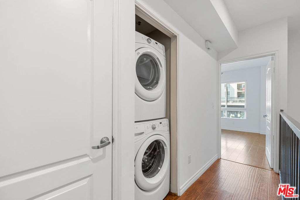 5633 Carlton Way - Photo 7