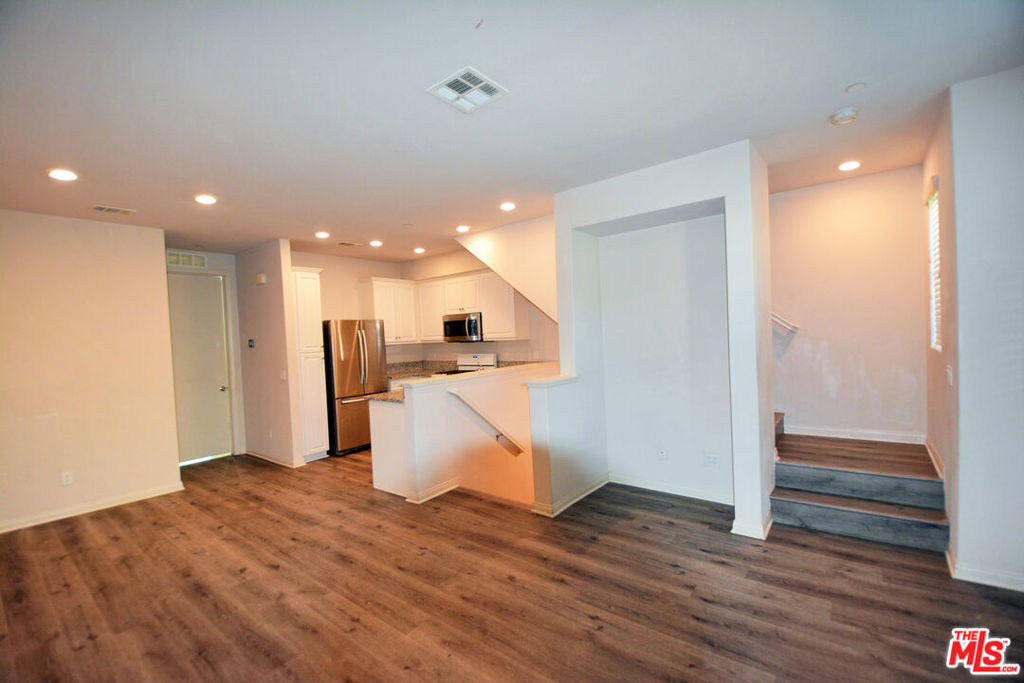 14107 W Birch Lane - Photo 8