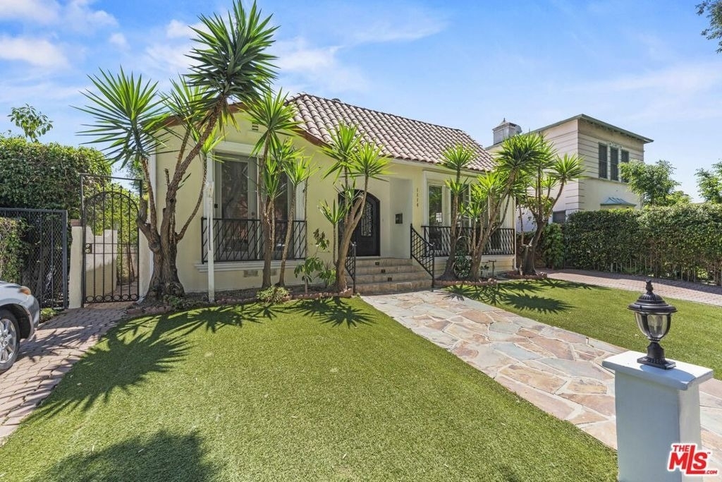 1114 S La Peer Drive - Photo 36