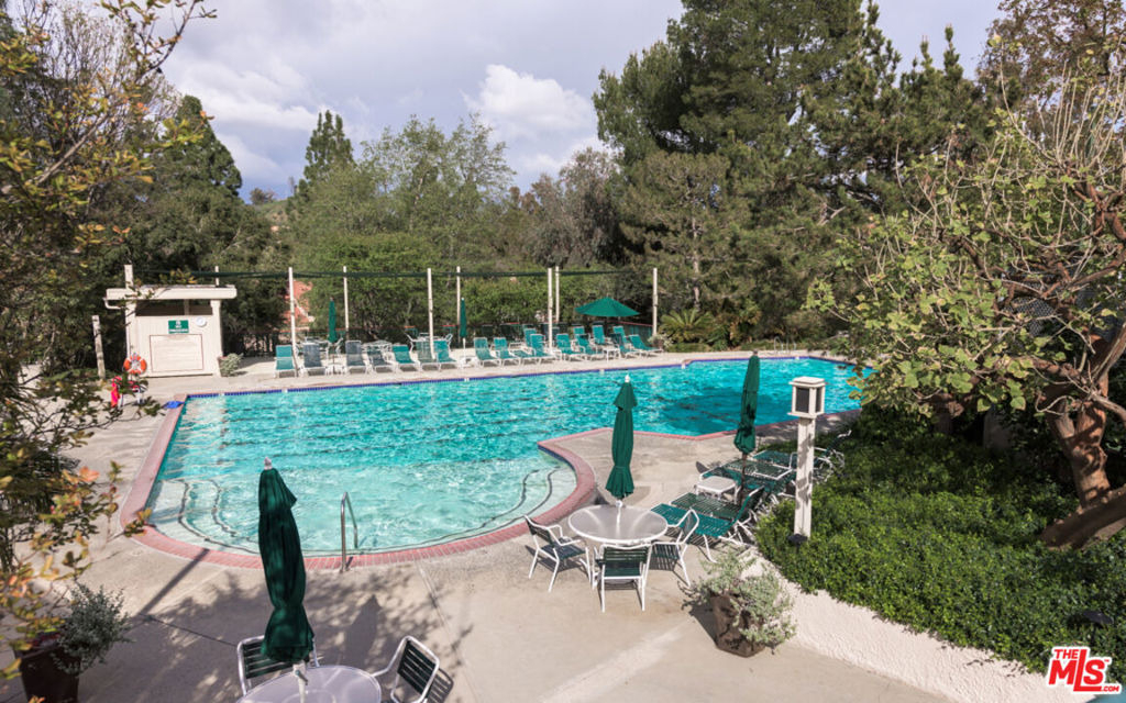 2528 Angelo Drive - Photo 21